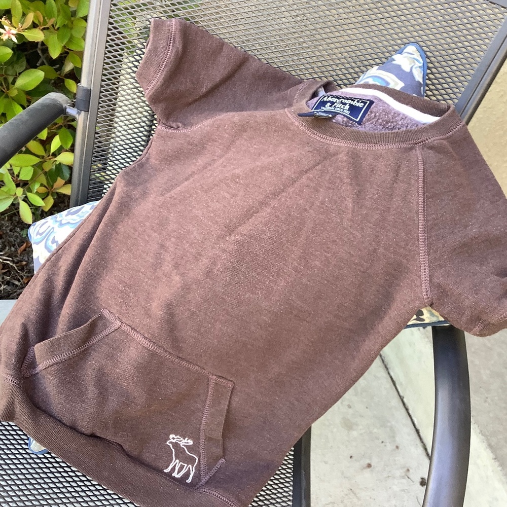 Women junior short sleeve sweatshirt